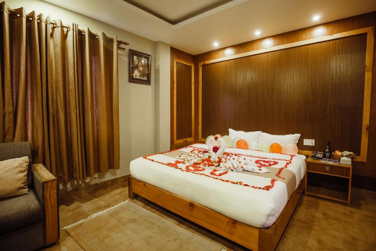 Paradise Boutique Hotel Pokhara Exterior foto